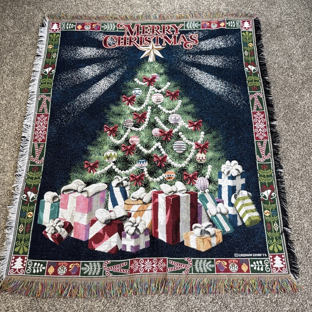 Vintage Christmas Tree Tapestry Throw Blanket Fringe 55"x 45" Very Clean